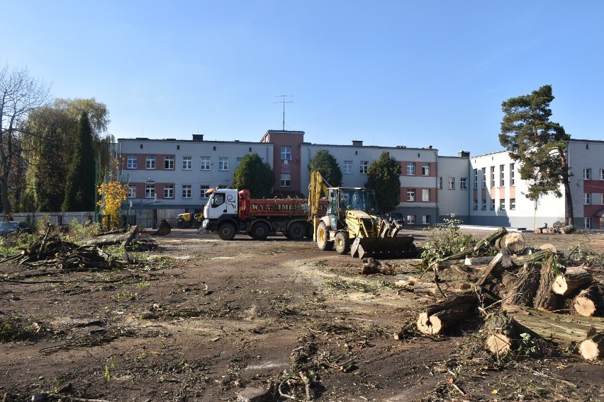 Przebudowa placu szkolnego przy Zespole Szkół im. Józefa...