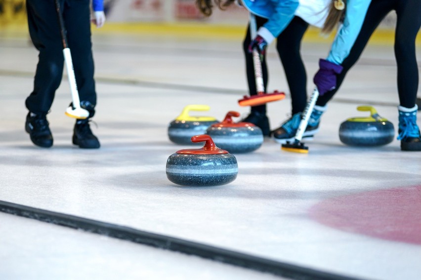 Curling w Świdnicy. Przyjdź na otwarty trening z reprezentantem Polski! 