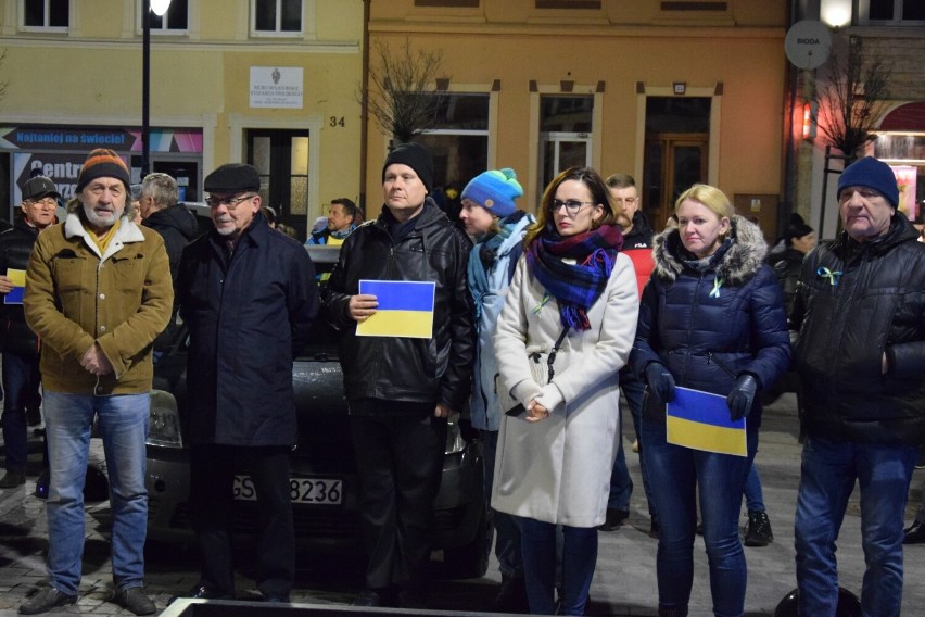 Mieszkańcy powiatu starogardzkiego solidarni z Ukrainą ZDJĘCIA
