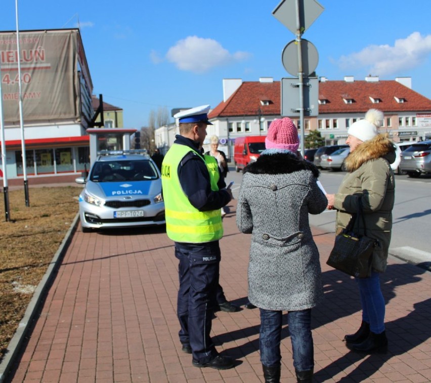 Seniorzy pod lupą wieluńskich policjantów [FOTO]