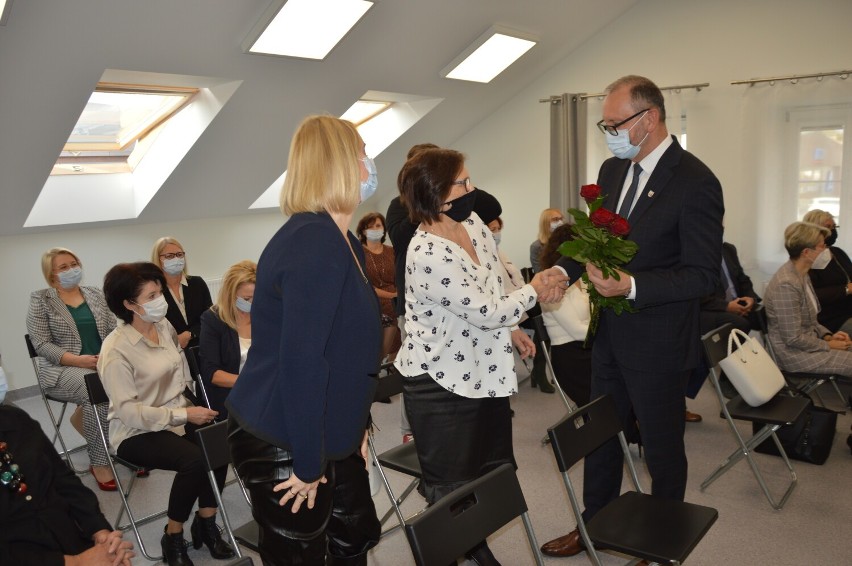 Dzień Edukacji Narodowej w Zduńskiej Woli. Pracownicy...