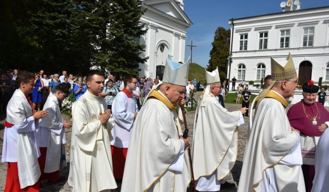 Uroczystości odpustowe w chełmskiej bazylice. O godz. 11.30 odbyła się suma pontyfikalna. fot. 