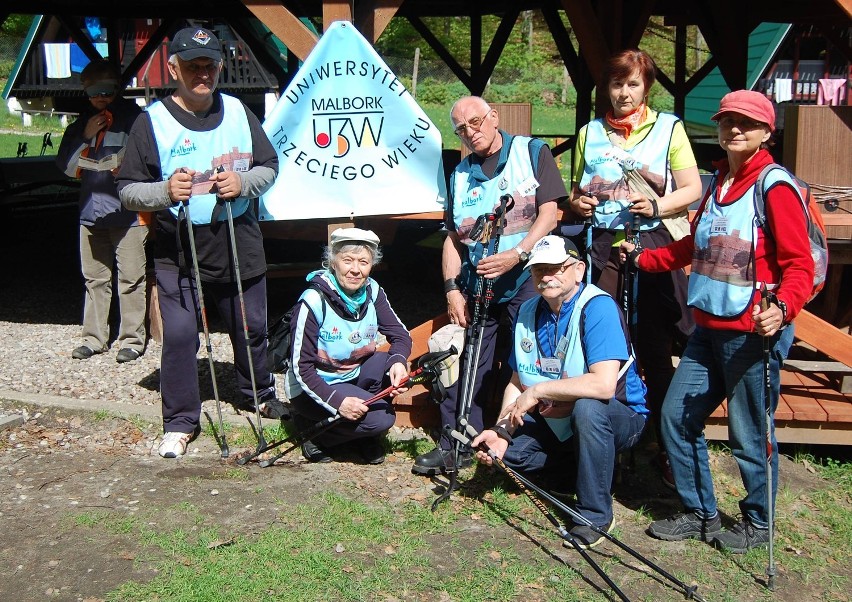 IV Rajd Nordic Walking im. Grzegorza Różyńskiego w Wejherowie. [ZDJĘCIA]