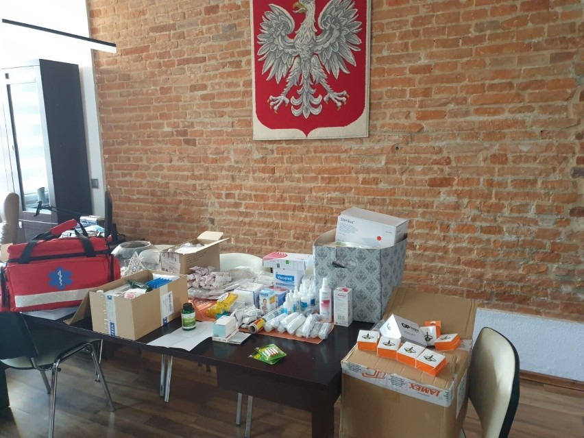 Zbierali pakiety medyczne dla walczących w Ukrainie. Dary...