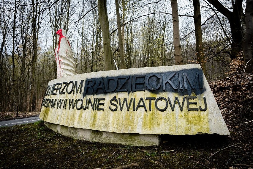 Wałbrzych: Czy pomnik ku czci żołnierzy Armii Czerwonej na Gaju powinien zniknąć?