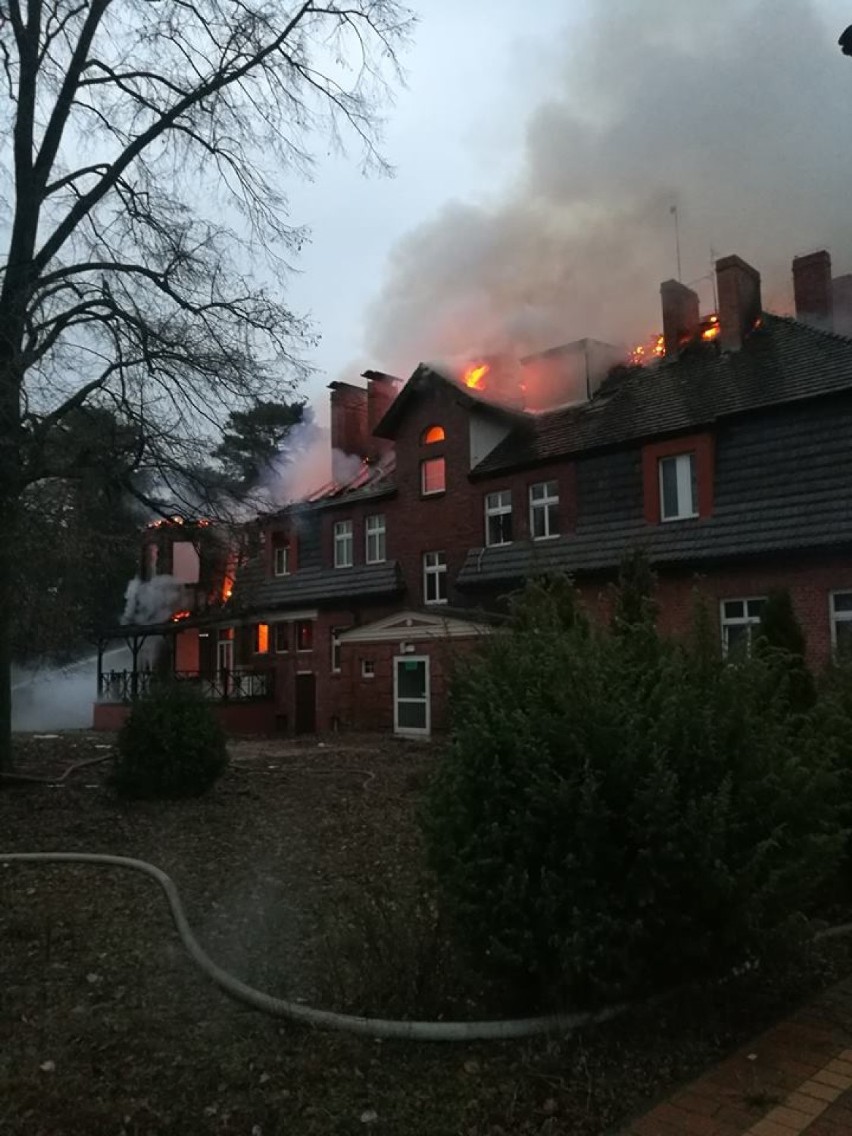 Pożar pałacu we wsi Granice-Wyczółkowice (gmina Maszewo)