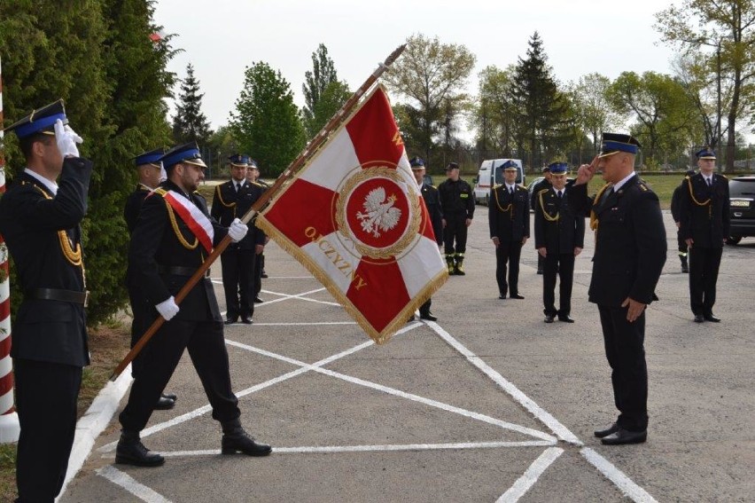 W Żarach strażacy obchodzili Dzień św. Floriana na skromnych...