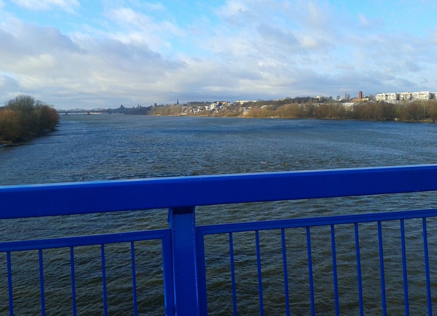 Spacer po nowym moście w Toruniu