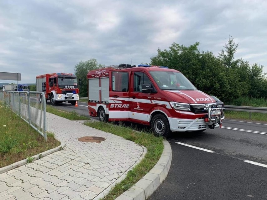 Niedaleko Krakowa doszło do zderzenia czterech samochodów