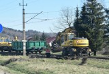 Tarnów-Muszyna. Linia kolejowa w remoncie - pociągi nie kursują. Podróżni skazani są na zastępcze autobusy 