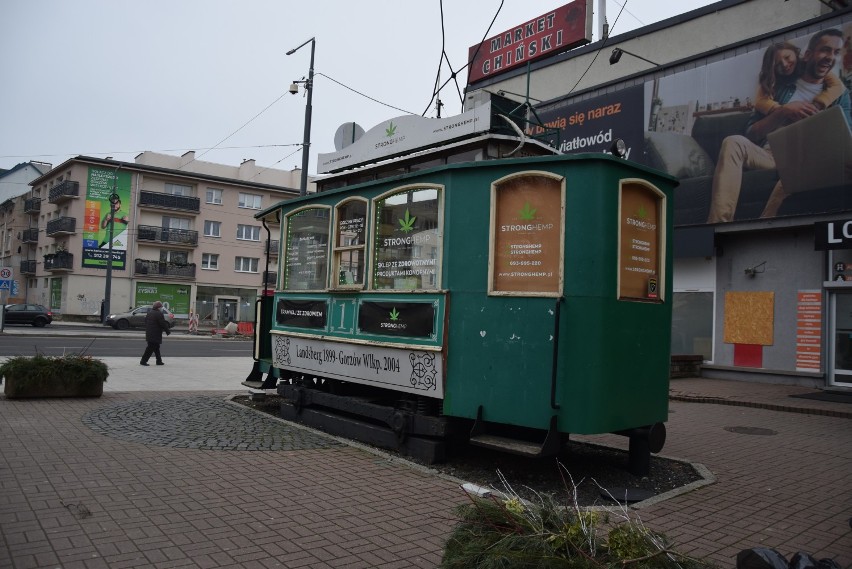 - W obecnej lokalizacji bimba jest dobrze wyeksponowana -...