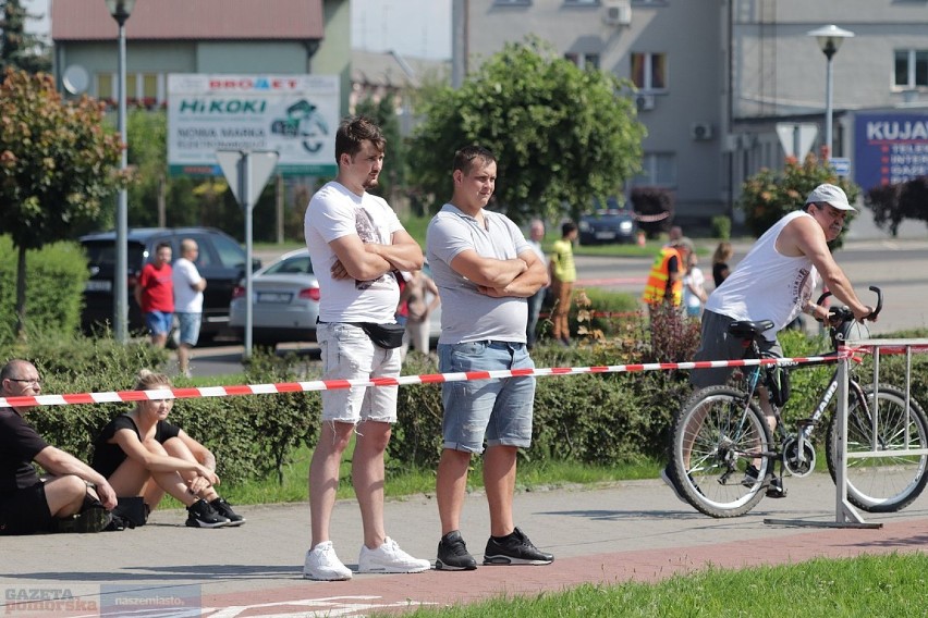 Niedziela, 19 lipca 2020 r. Parking przy Hali Mistrzów we...