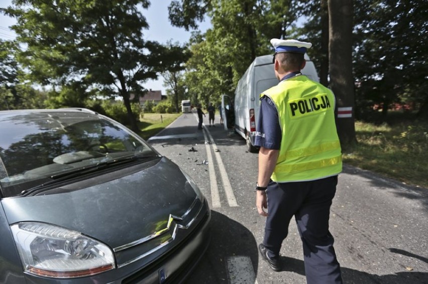 W wypadku brały udział cztery samochody. 7-letnia dziewczyna...