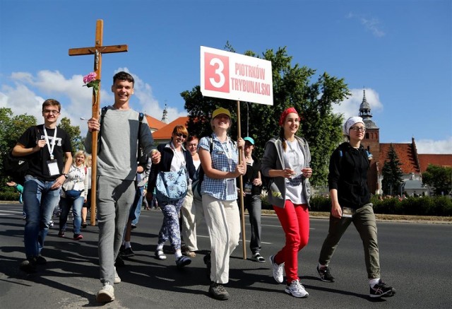 Rok temu z Piotrkowa wyrzuszuło ponad 400 pielgrzymów