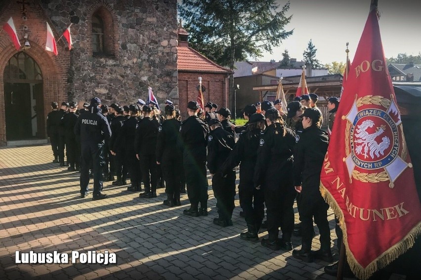 Uroczystość miała bardzo podniosły i patriotyczny charakter...