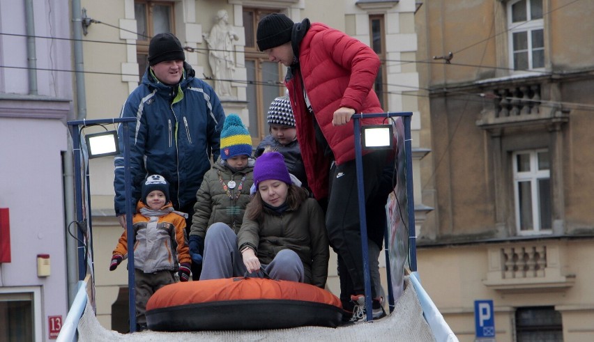 Miasteczko Radia Zet z atrakcjami na Rynku w Grudziądzu