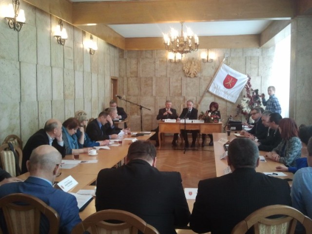 Budżet obywatelski w Kraśniku: Podczas wtorkowej sesji powołano doraźną komisję, która zajmie się weryfikacją zgłoszonych projektów.