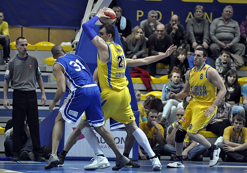 Asseco Prokom liderem Tauron Basket Ligi