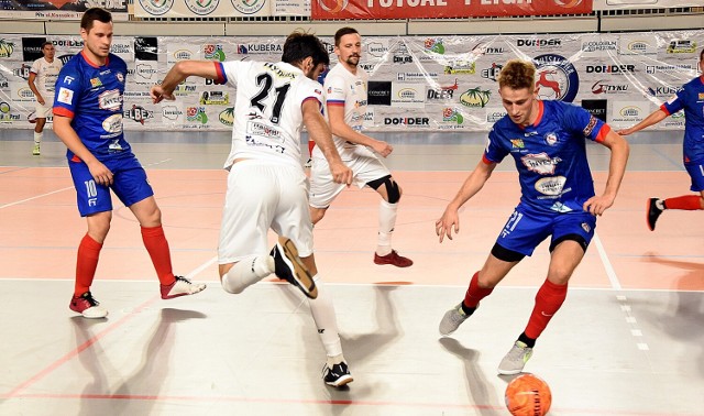 KS Investa PZZ Futsal Powiat Pilski po remisie w Świeciu ma na swoim koncie dwa punkty, co daje dziesiąte miejsce w I Lidze Futsalu