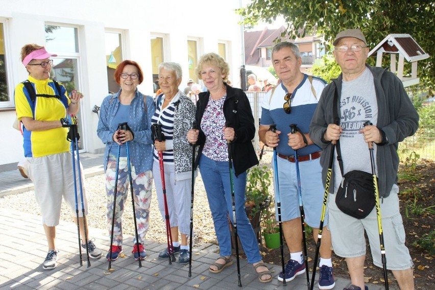 Seniorzy z Grodziska Wlkp., Opalenicy i Stęszewa z kijkami w Zbąszyniu