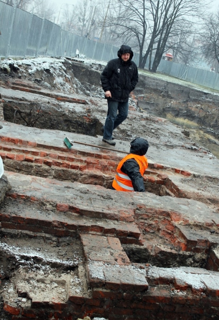 Trwają prace archeologiczne przy ul. Suchej