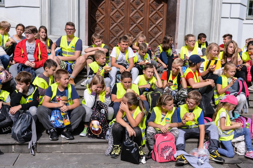 Dzieci z terenów zniszczonych przez nawałnicę przyjechały do Gdańska [WIDEO,ZDJĘCIA]