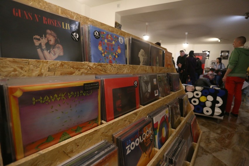 Record Store Day 2019 Warszawa. Wielkie święto fanów muzyki winylowej za nami [ZDJĘCIA]