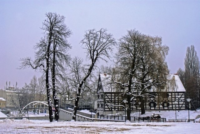 Bydgoszcz zimą - Biały Spichlerz