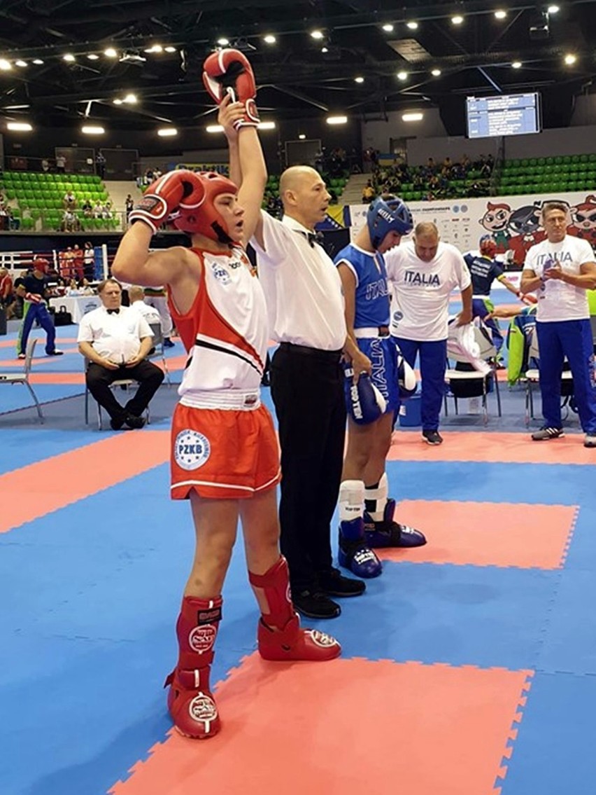 Cztery medale zdobyli zawodnicy Sportów Walki Piła w Mistrzostwach Europy Kadetów i Juniorów w Kickboxingu. Zobaczcie zdjęcia