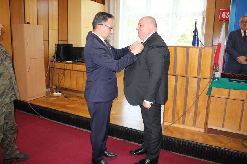 Burmistrz Grajewa odznaczony złotym medalem za zasługi dla...