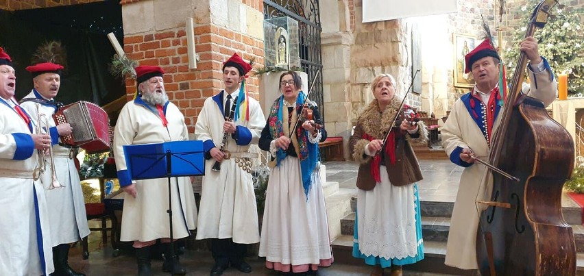 Zagrała Kapela ludowa Zalasowianie