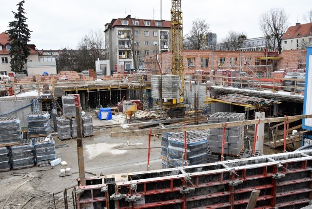 Budowa nowych mieszkań przy ul. Oleskiej ma być zakończona w tym roku