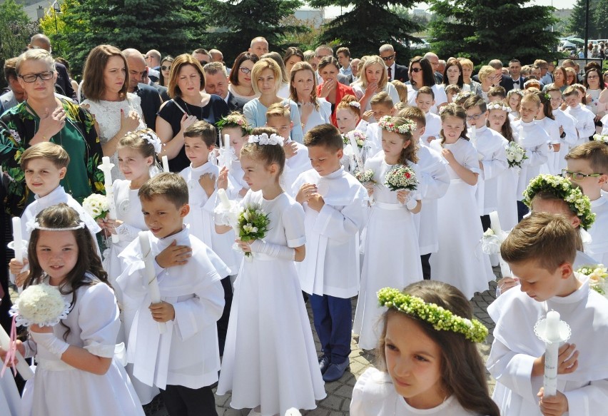 Parafie w Piotrowie wyznaczyły nowe terminy komunii