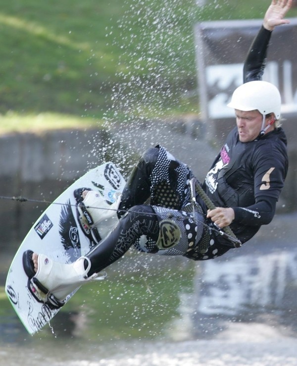 wakeboarding