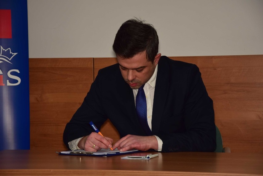 Minister Smoliński spotkał się z mieszkańcami Malborka. "Ciśnienia na obwodnicę nie ma, natomiast nikt jej nie wykreśla"
