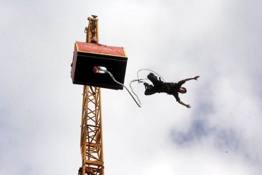 Bungee Wrocław poszukuje odpowiedzialnych, pozytywnych osób,...