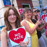 "NO HATE". Serca przeciwko nienawiści [zdjęcia]