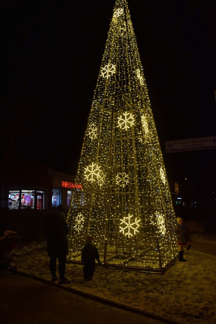 Pruszcz Gdański rozświetlony! Zobaczcie gdzie zobaczyć świąteczne iluminacje | ZDJĘCIA