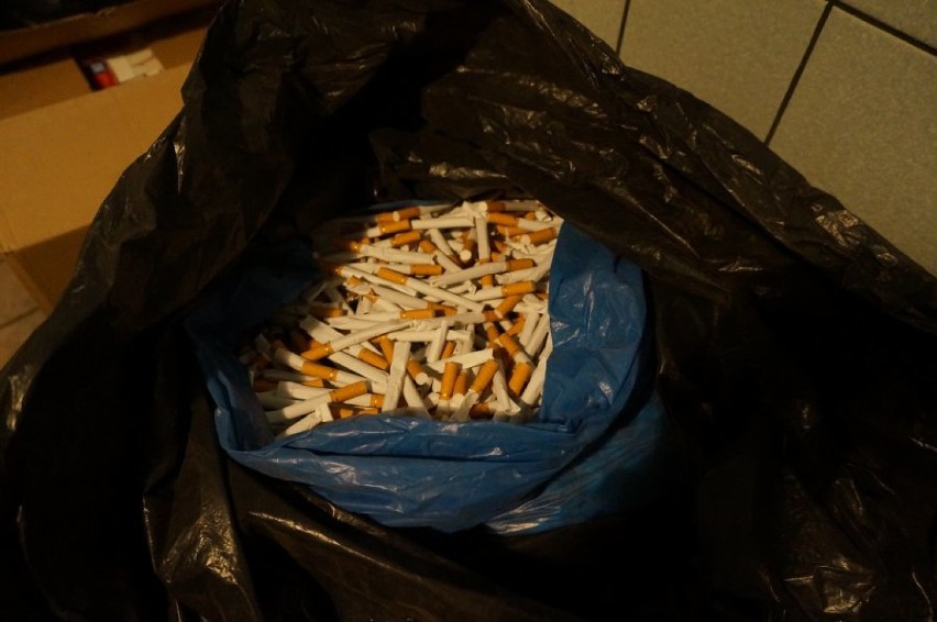 Policja zlikwidowała domową wytwórnię papierosów [FOTO]