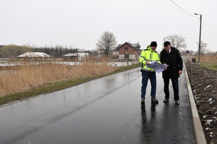Remont drogi powiatowej w Bełdowie już prawie zakończony 