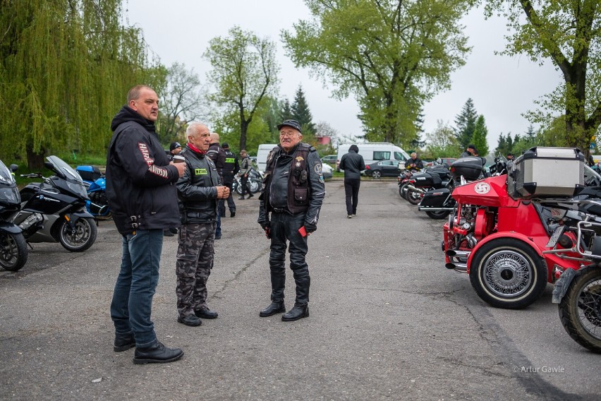 Motocykliści rozpoczęli sezon w Tarnowie. Warkot silników...