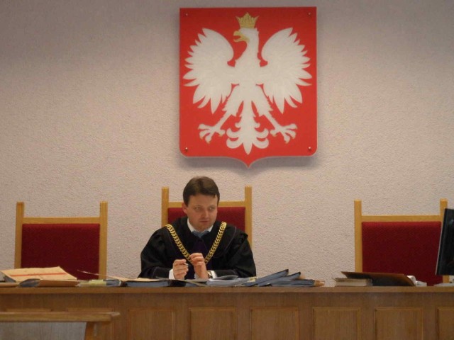 Sędzia referent Jarosław Wodzyński prowadzący rozprawę
