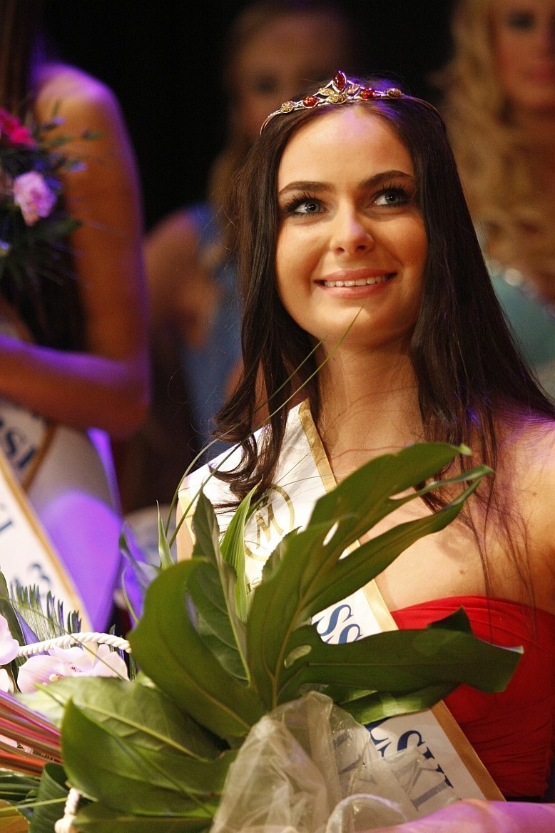 Wybory Miss Polski Ziemi Kaszubskiej 2013. Angelika Wilczewska z Pucka miss 2013 [ZDJĘCIA]