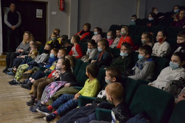 Ośrodek Kultury Gminy Kikół po raz kolejny zorganizował audycję muzyczną dla najmłodszych uczniów z miejscowych szkół podstawowych.