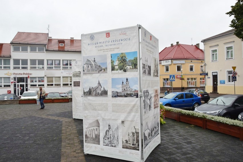 Na placu Legionów gości wystawa „Wieluń. Miasto królewskie” FOTO