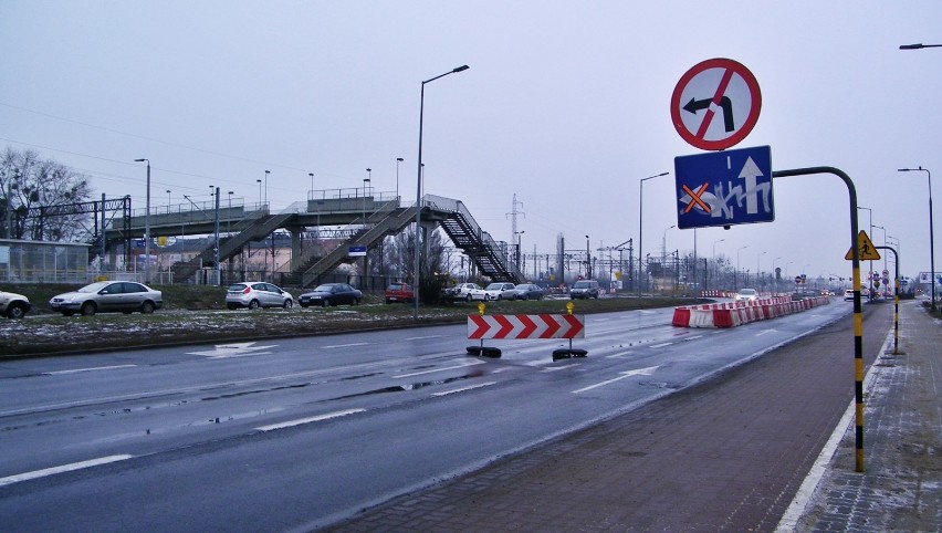 Zamknięcie przejazdu kolejowego na ul. Inwalidów w Bydgoszczy [zdjęcia, wideo] 