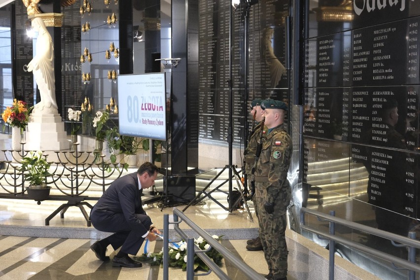 Konferencję w kaplicy znajdującej się w Sanktuarium Maryi...