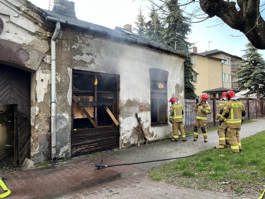 Pożar wybuchł o godzinie 18 w poniedziałek, 10 kwietnia