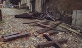 Katastrofa budowlana w Paczkowie. Nieoficjalnie: Grzyb przyczyną zawalenia się tarasu widokowego