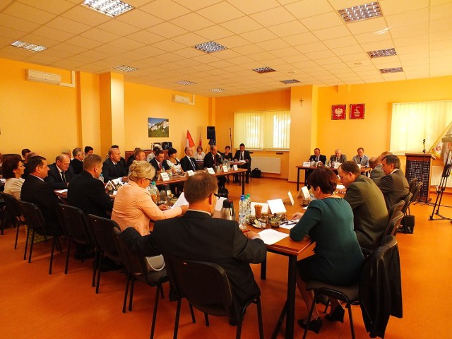 Sesja Rady Powiatu Kraśnickiego odbędzie się w środę, 25 czerwca.